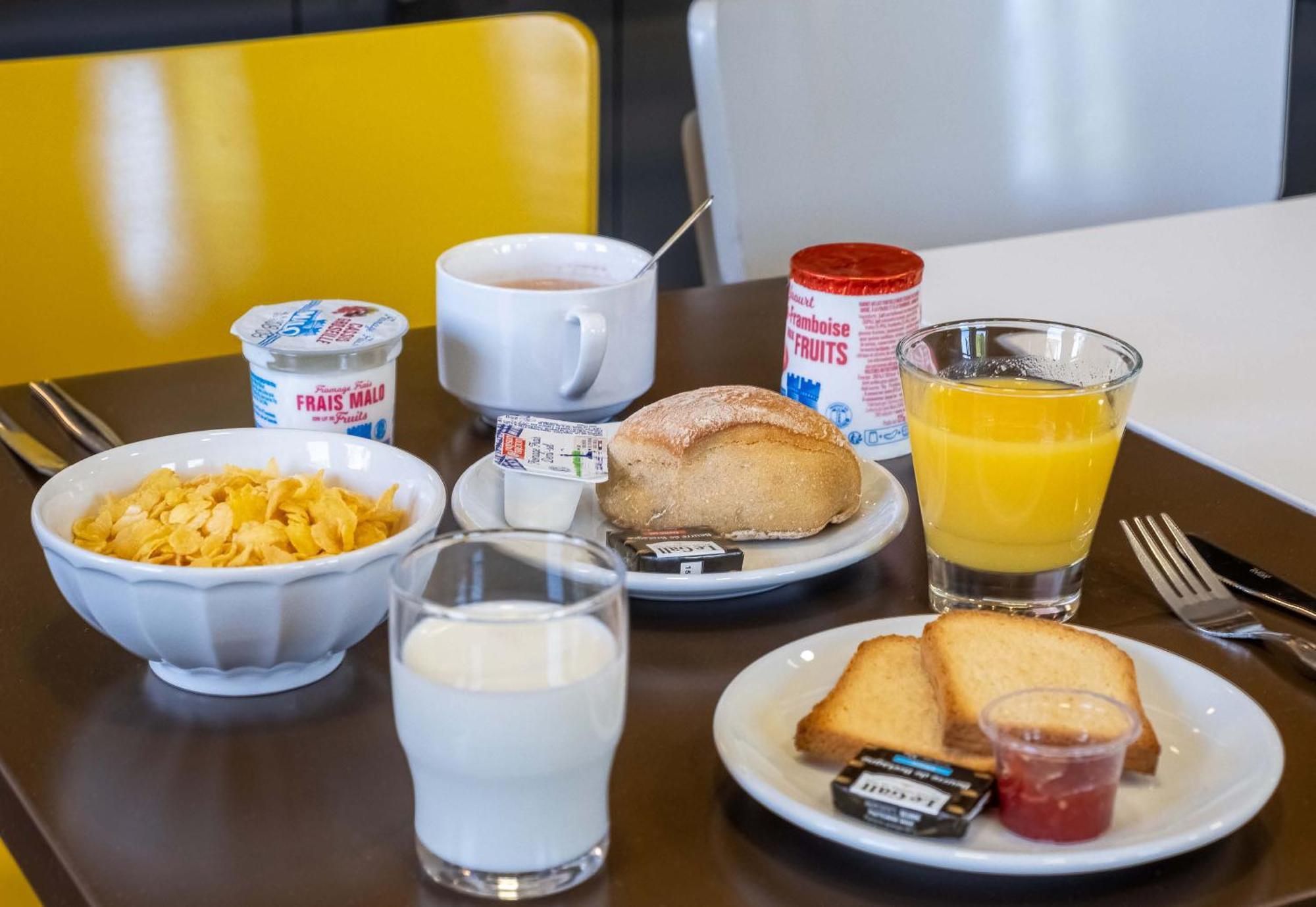 B&B Hotel Annecy Argonay Εξωτερικό φωτογραφία