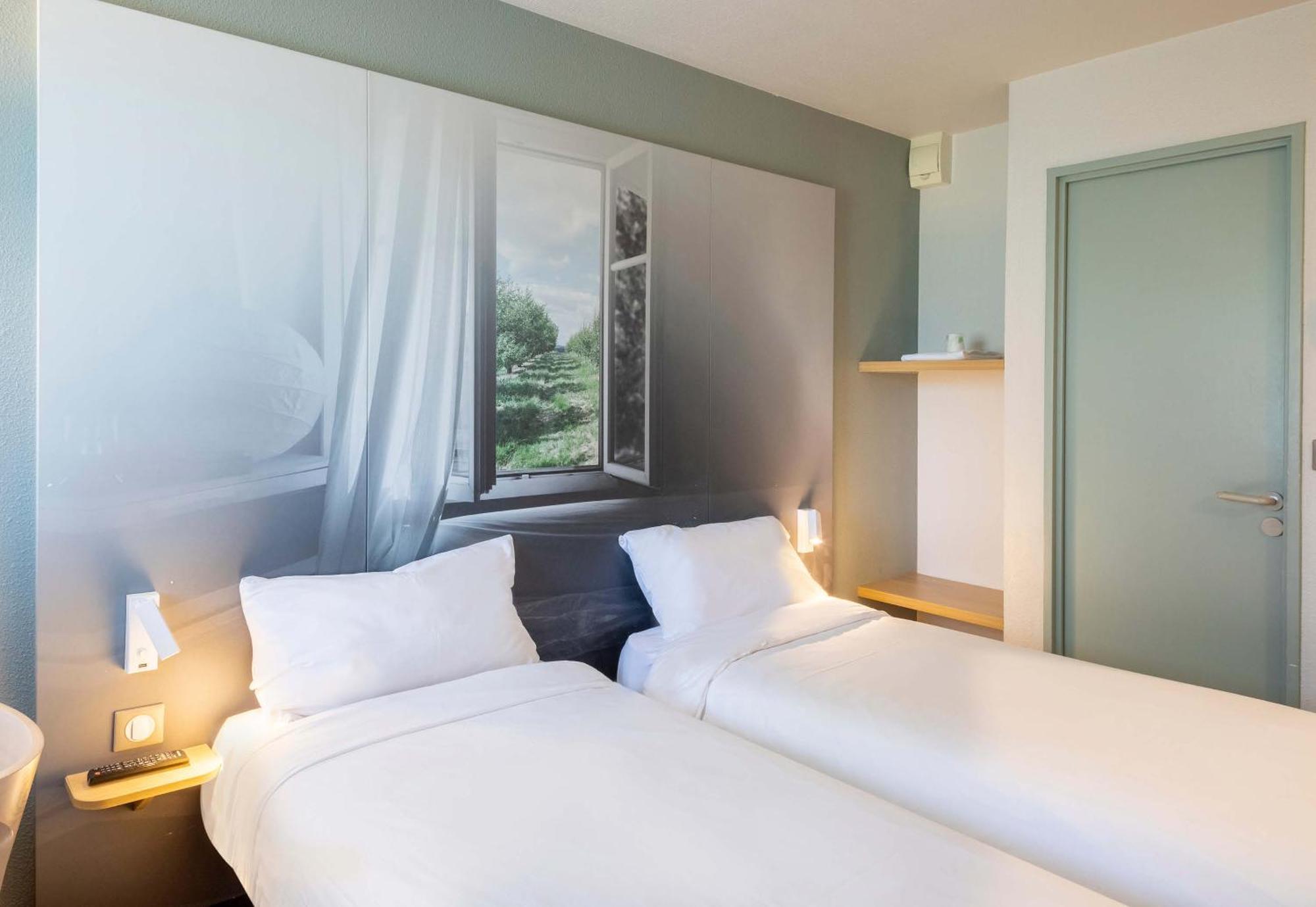 B&B Hotel Annecy Argonay Εξωτερικό φωτογραφία