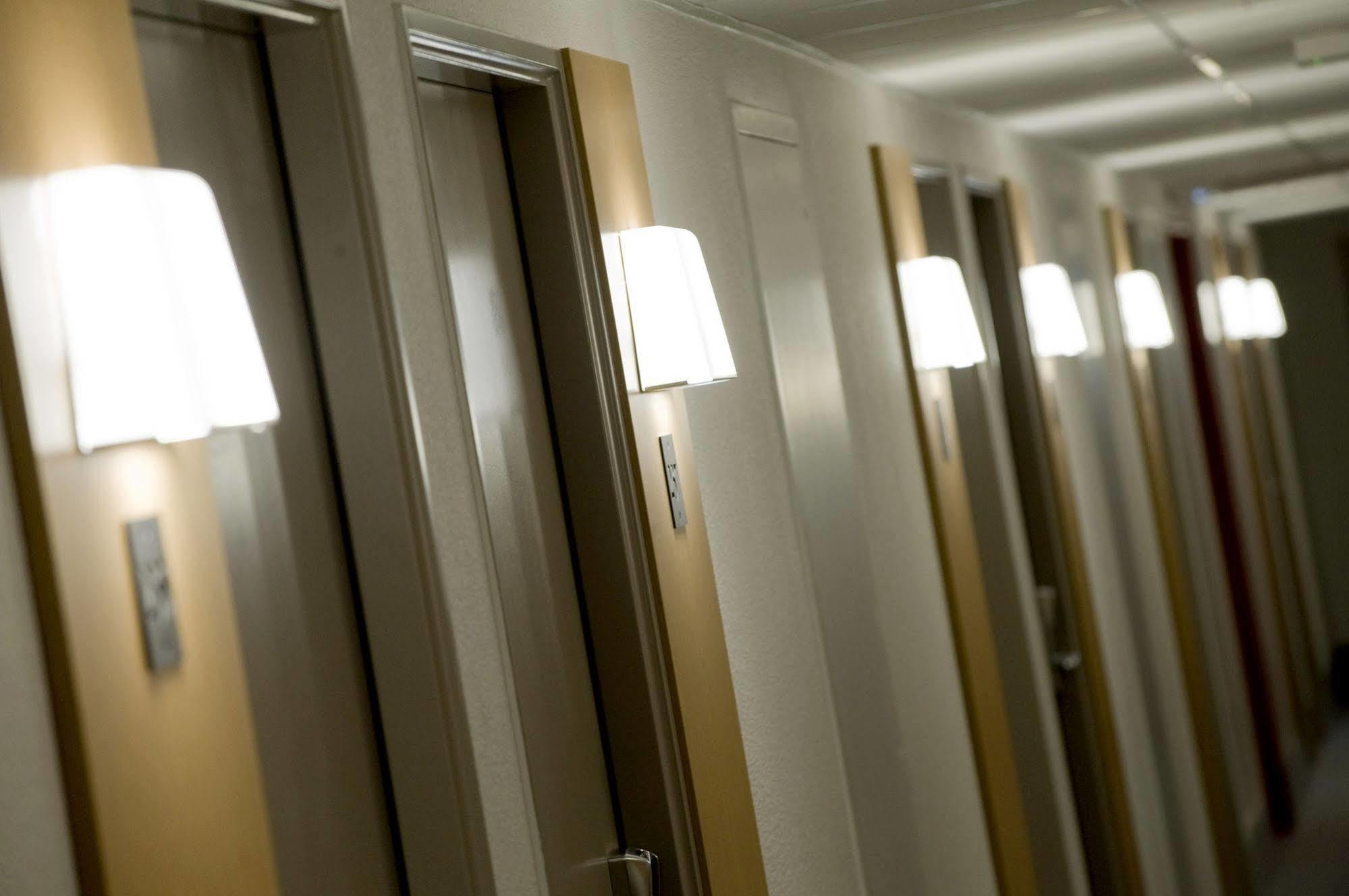 B&B Hotel Annecy Argonay Εξωτερικό φωτογραφία